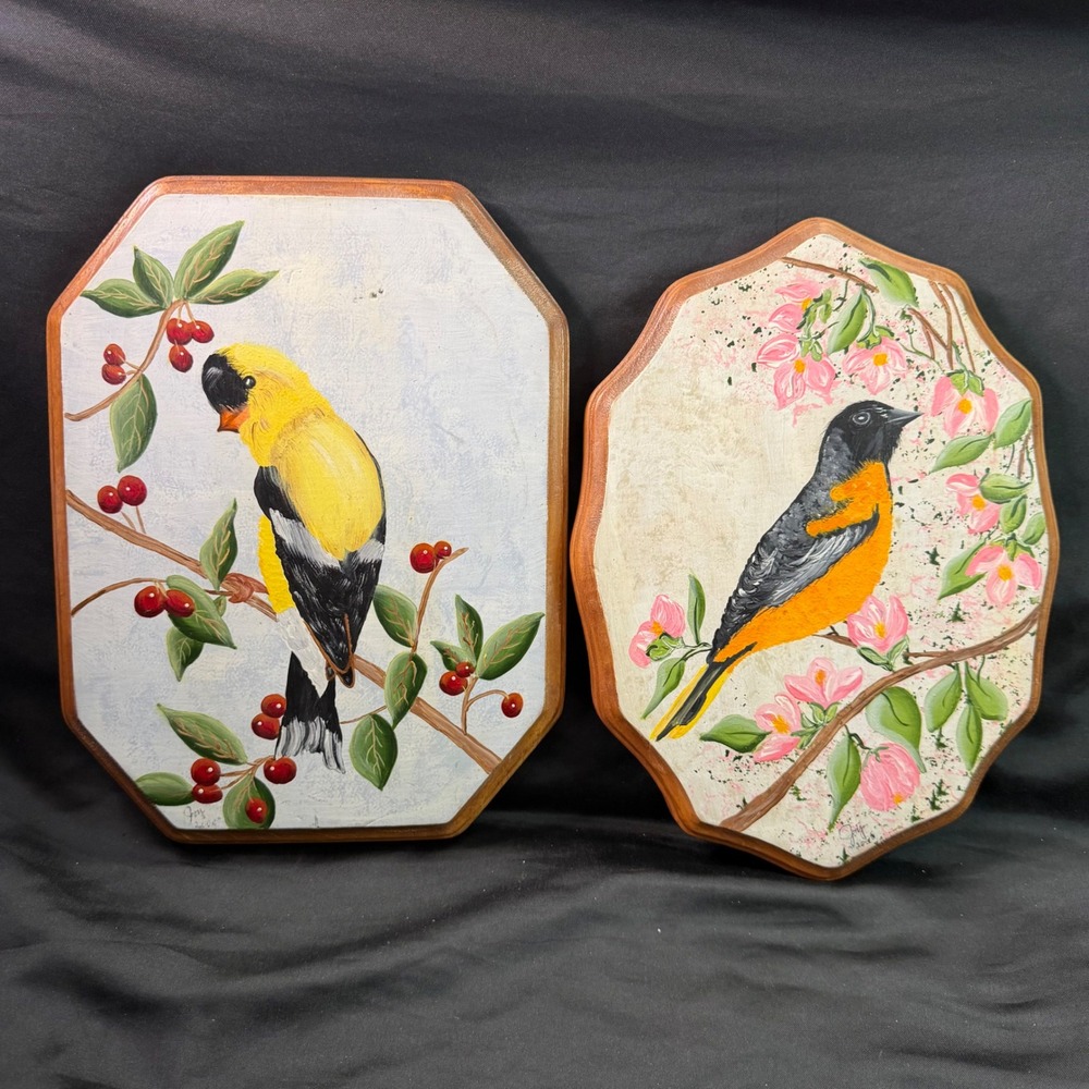 Vintage Set of 2 Hand Painted Bird Wood Plaques Folk Art